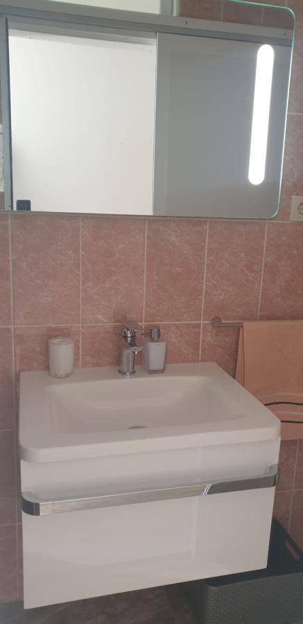 "Azzurra Apartments Molunat Kültér fotó