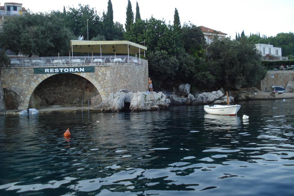 "Azzurra Apartments Molunat Kültér fotó