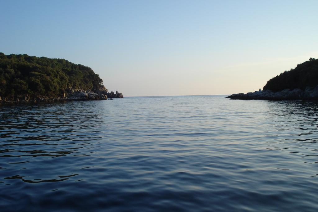 "Azzurra Apartments Molunat Kültér fotó
